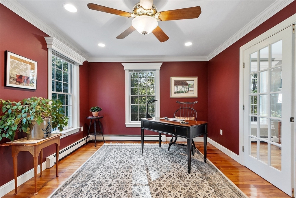 2 Taymax Road Westminster, MA 01473 - Photo 13 of 41 a living room with furniture and a potted plant