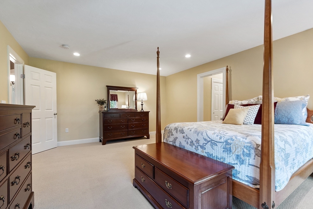 2 Taymax Road Westminster, MA 01473 - Photo 21 of 41 a living room with furniture