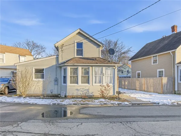 $312,000 | 28 Jefferson Avenue, East Providence, RI 02915