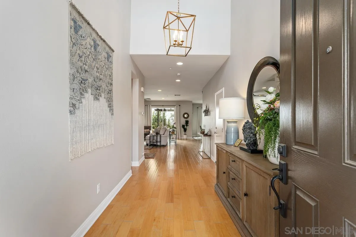 1014 Bellingham Drive Oceanside, CA 92057 - Photo 7 of 33 a very nice looking room with a mirror