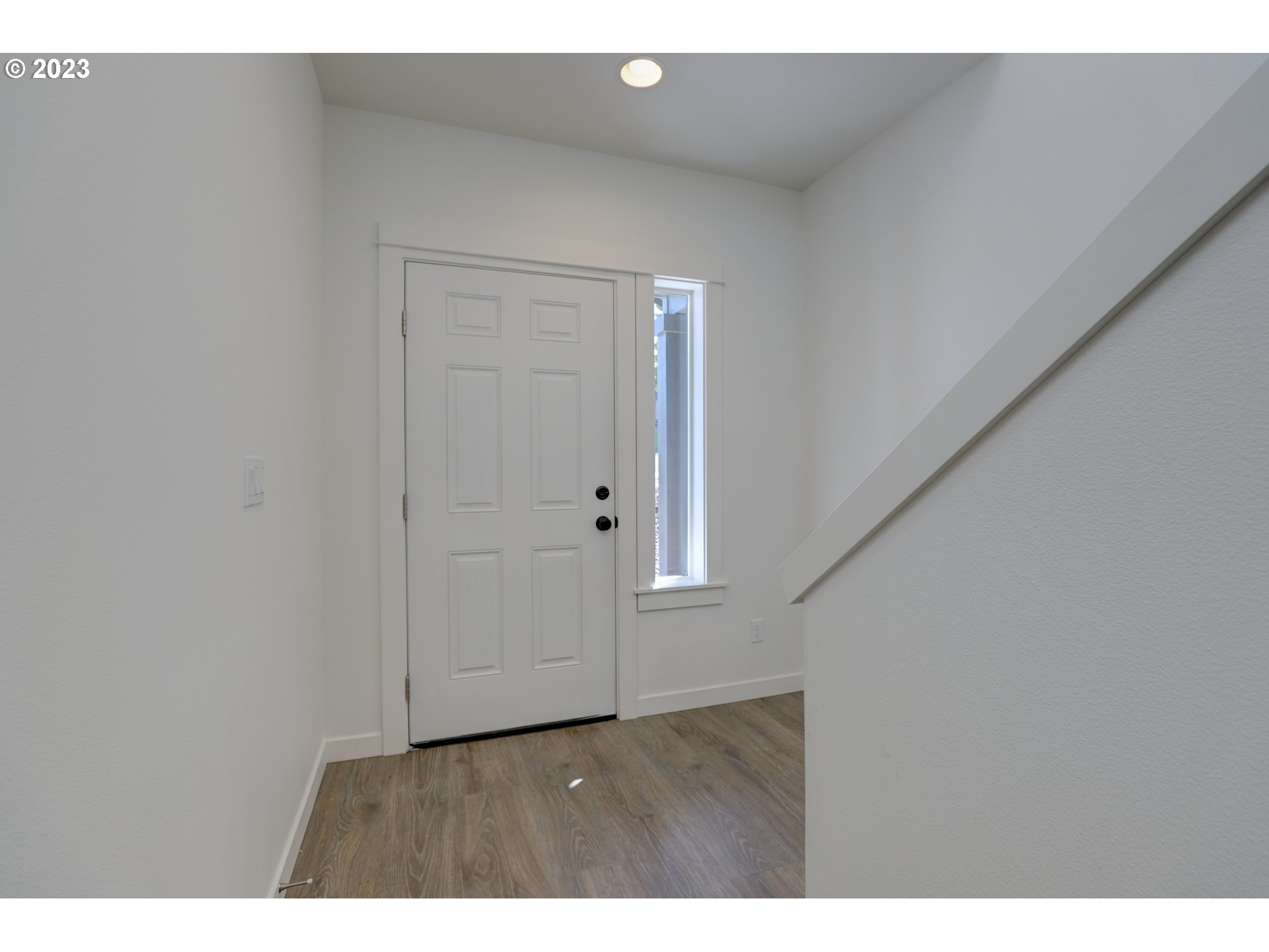 2601 Ericksen Way The Dalles, OR 97058 - Photo 3 of 37 a view of an empty room