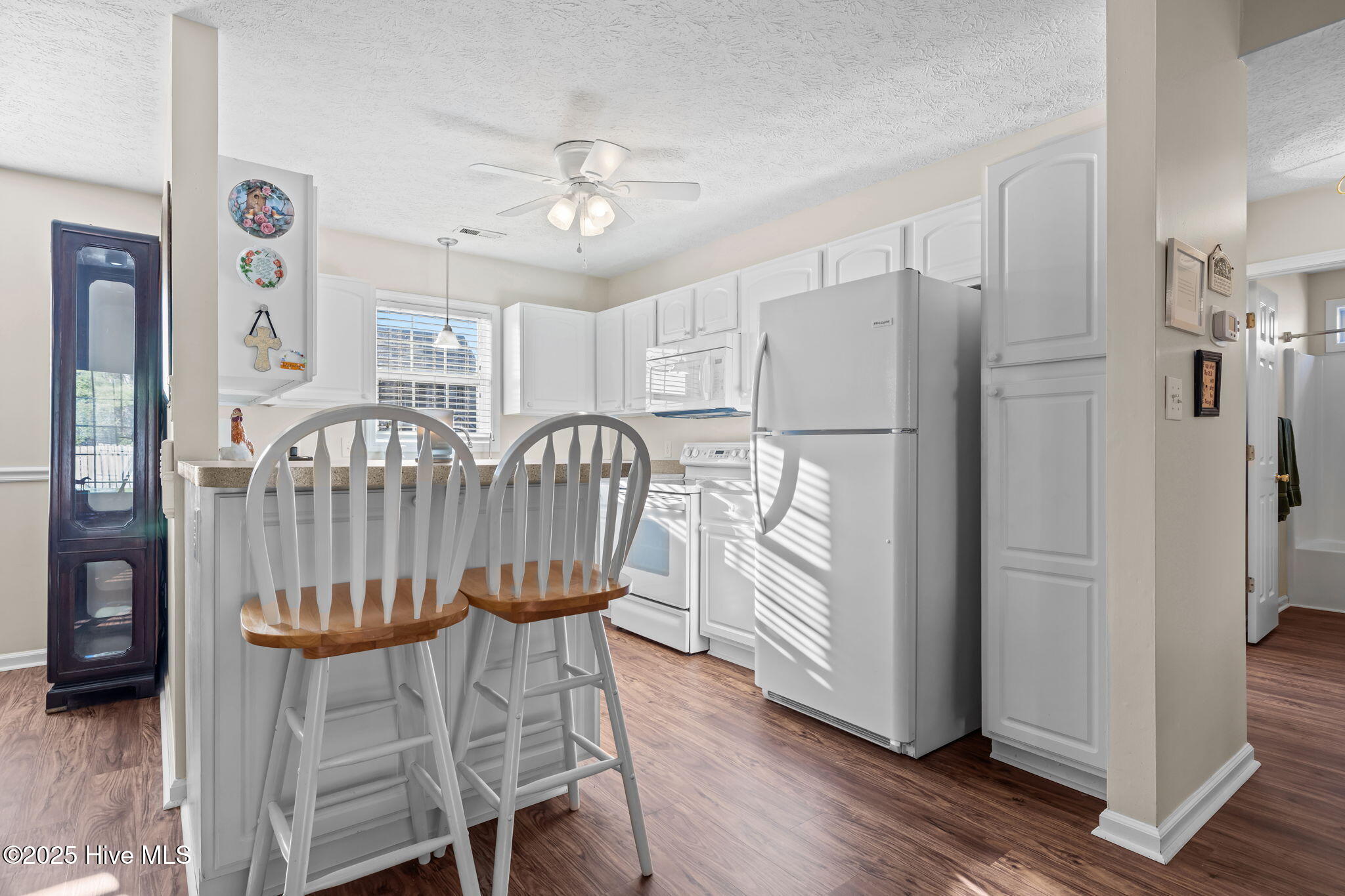 332 Foxhall Road Newport, NC 28570 - Photo 5 of 45 Kitchen