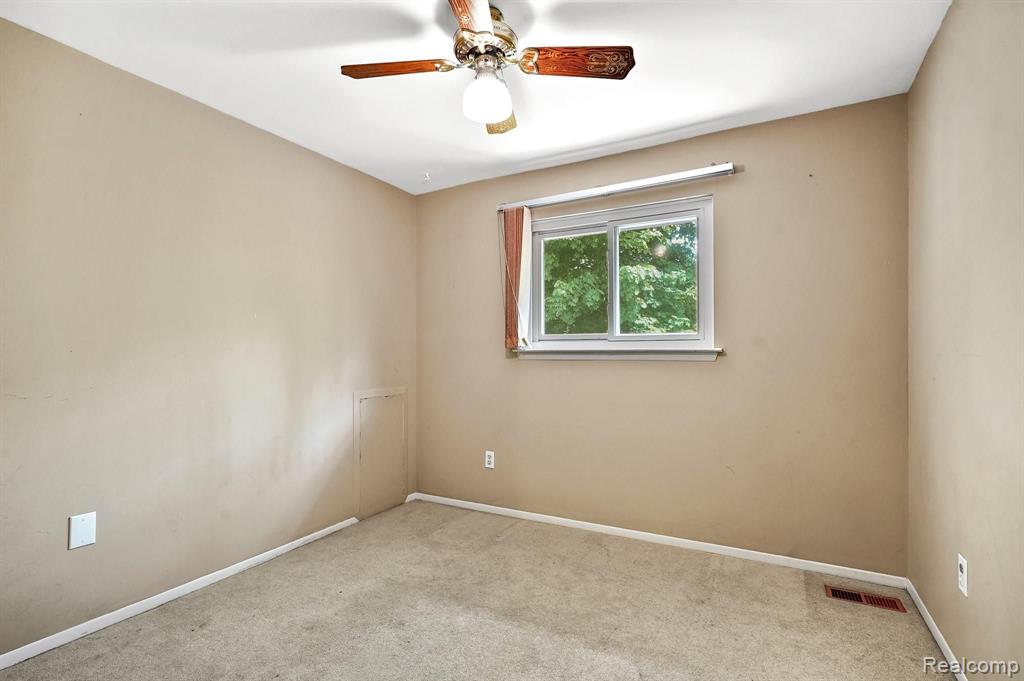 5222 Timber Ridge Trail Clarkston, MI 48346 - Photo 26 of 33 Gallery Image 26