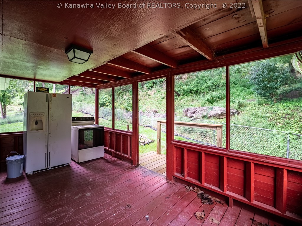 1205 Strawberry Road St. Albans, WV 25177 - Photo 21 of 23 Gallery Image 21