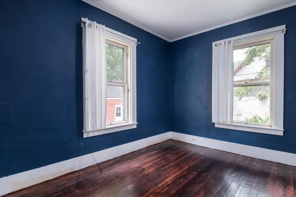 $325,000 | 2015 Highway 30, Townshend, VT 05353