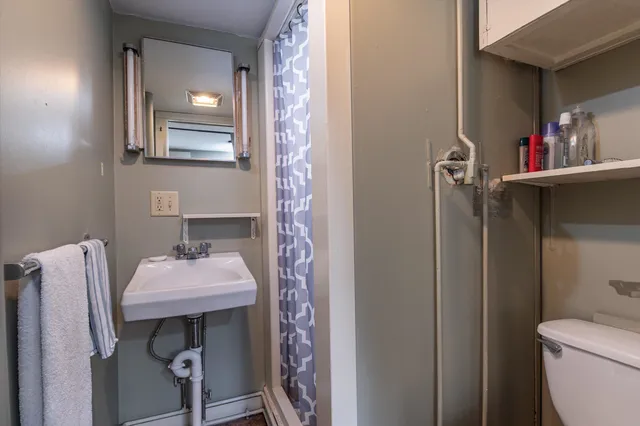 $335,000 | 2015 Highway 30, Townshend, VT 05353