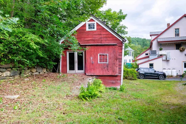 $335,000 | 2015 Highway 30, Townshend, VT 05353