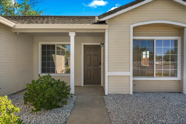 a view of entrance front of a house