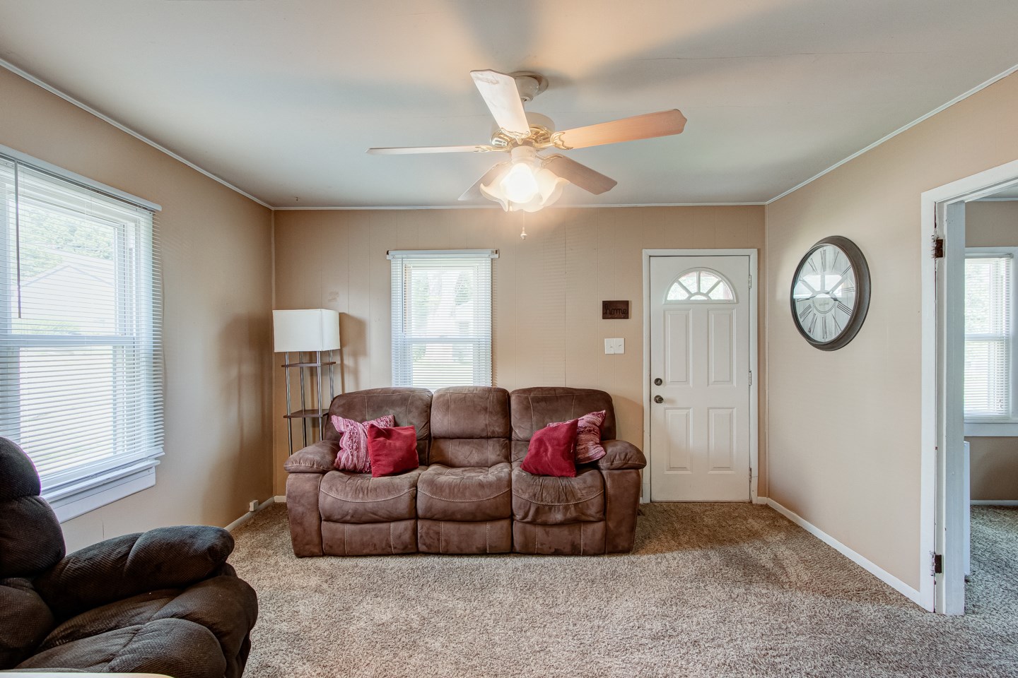 400 Middle Street Newburgh, IN 47630 - Photo 2 of 25 Gallery Image 2