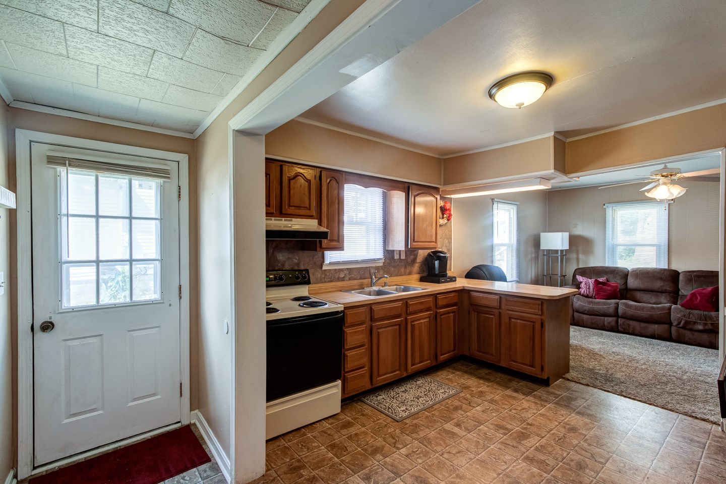 400 Middle Street Newburgh, IN 47630 - Photo 7 of 25 Gallery Image 7