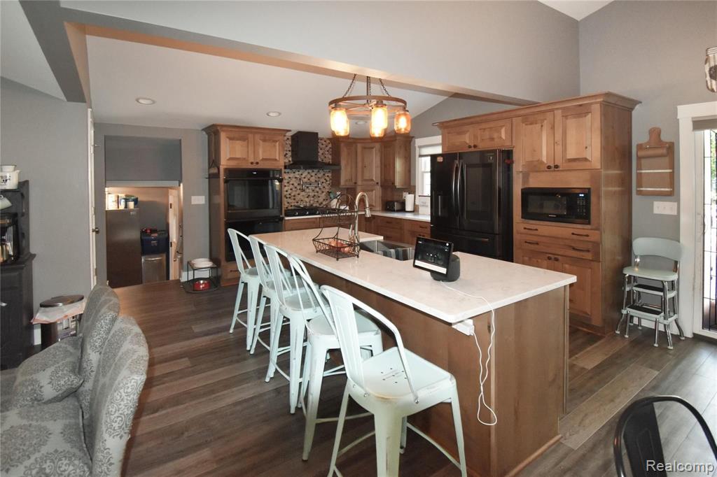 431 Deland Road Flushing, MI 48433 - Photo 18 of 29