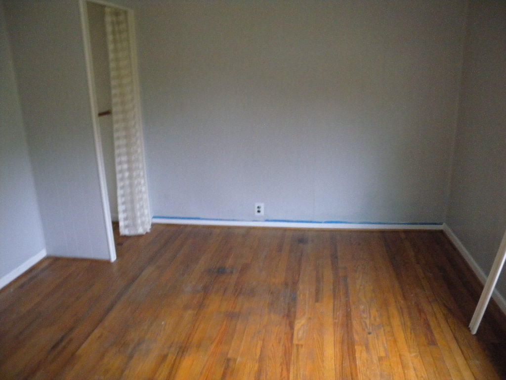 299 Brown Road Roanoke, VA 24019 - Photo 7 of 16 DSCN2134
