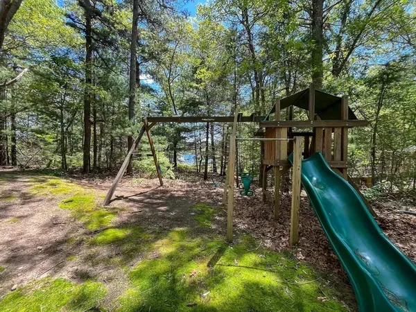 $699,000 | 52 West Pond Road, Plymouth, MA 02360
