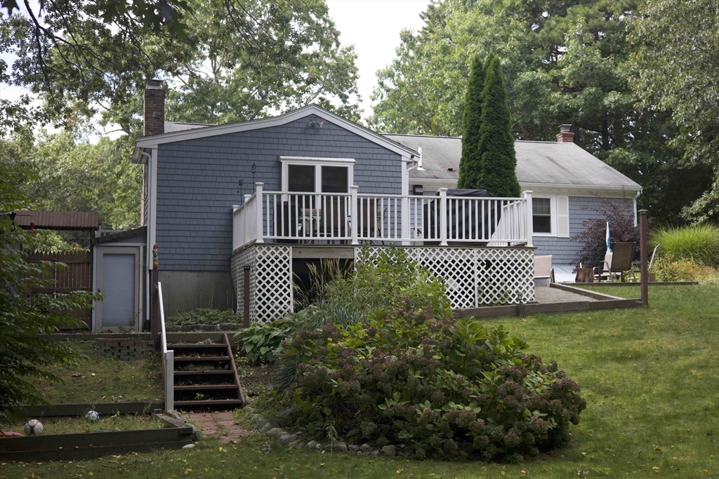 52 West Pond Road Plymouth, MA 02360 - Photo 3 of 30