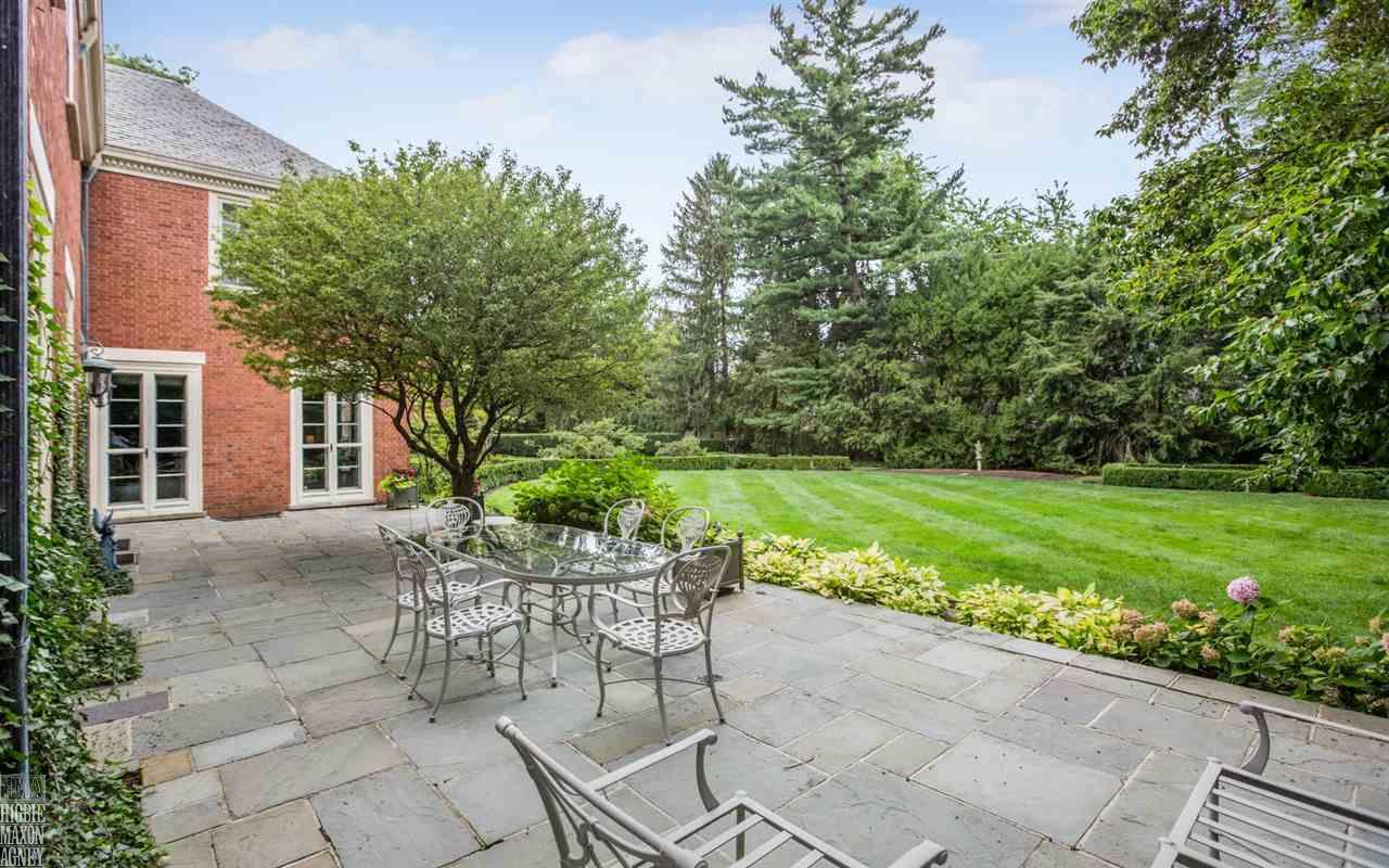 168 Stephens Road Grosse Pointe Farms, MI 48236 - Photo 46 of 49