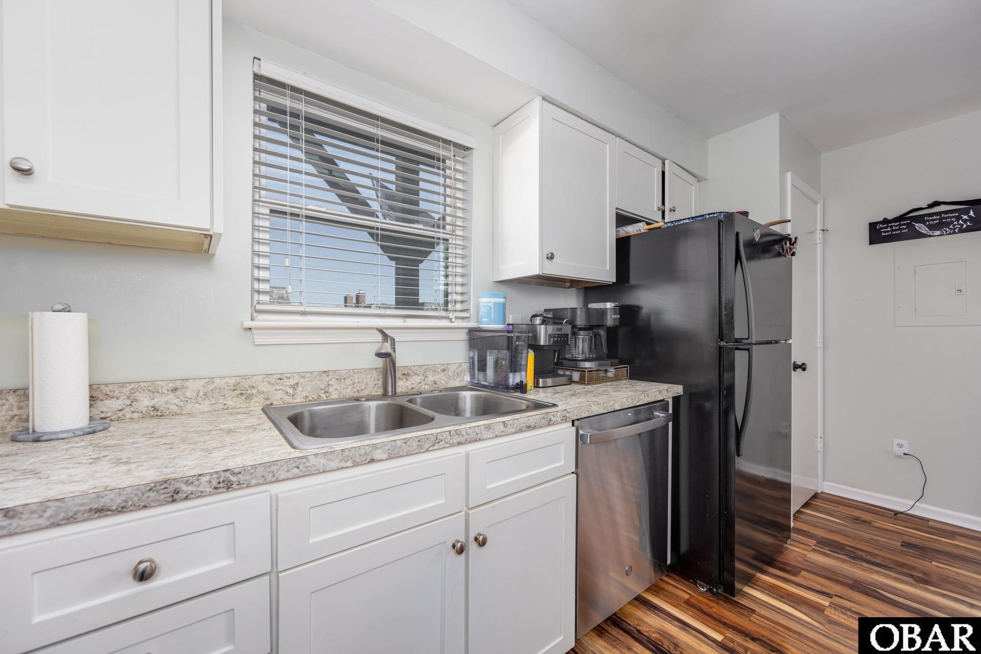 301 Angler Way, Unit 301 Kitty Hawk, NC 27949 - Photo 11 of 35 Gallery Image 11