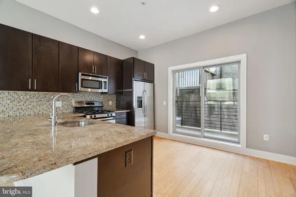 $3,795 | 914 South Darien Street, Philadelphia, PA 19147