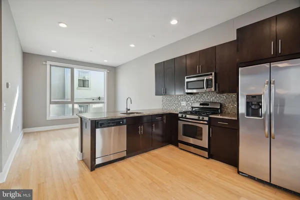 $3,795 | 914 South Darien Street, Philadelphia, PA 19147