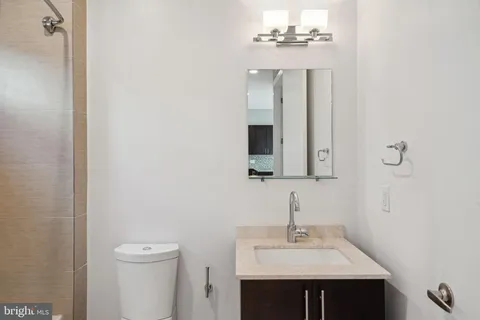 a view of utility room