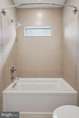 $3,795 | 914 South Darien Street, Philadelphia, PA 19147