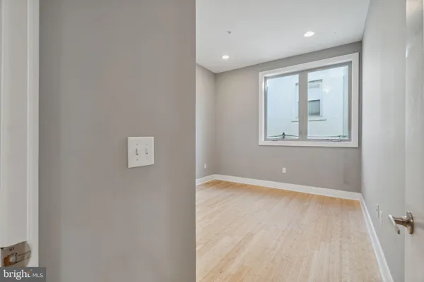 $3,795 | 914 South Darien Street, Philadelphia, PA 19147