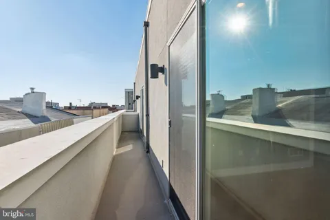 $3,795 | 914 South Darien Street, Philadelphia, PA 19147