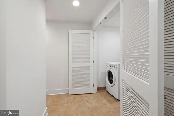 $3,795 | 914 South Darien Street, Philadelphia, PA 19147