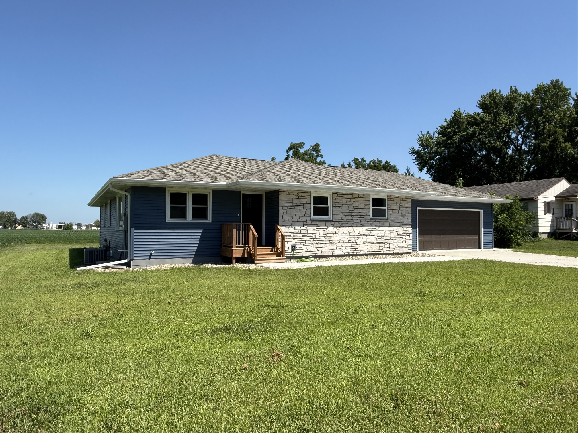 409 4th Avenue Southeast Mapleton, MN 56065 - Photo 38 of 47