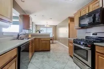 $2,500 | 3231 Behrman Highway, New Orleans, LA 70114