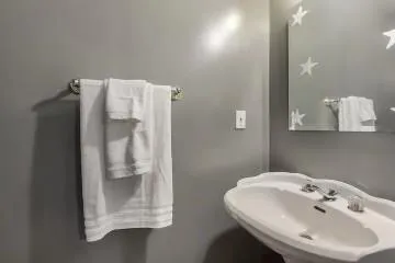 $2,500 | 3231 Behrman Highway, New Orleans, LA 70114