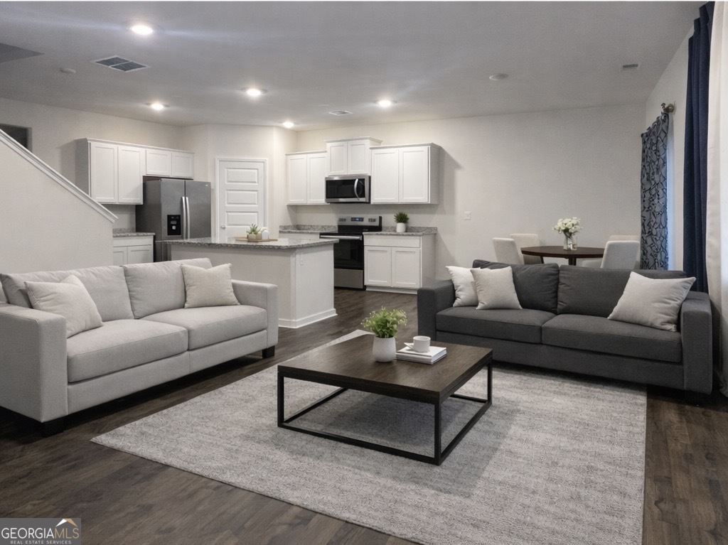 362 Friendship Oak Way Hampton, GA 30228 - Photo 3 of 8 Virtual stage