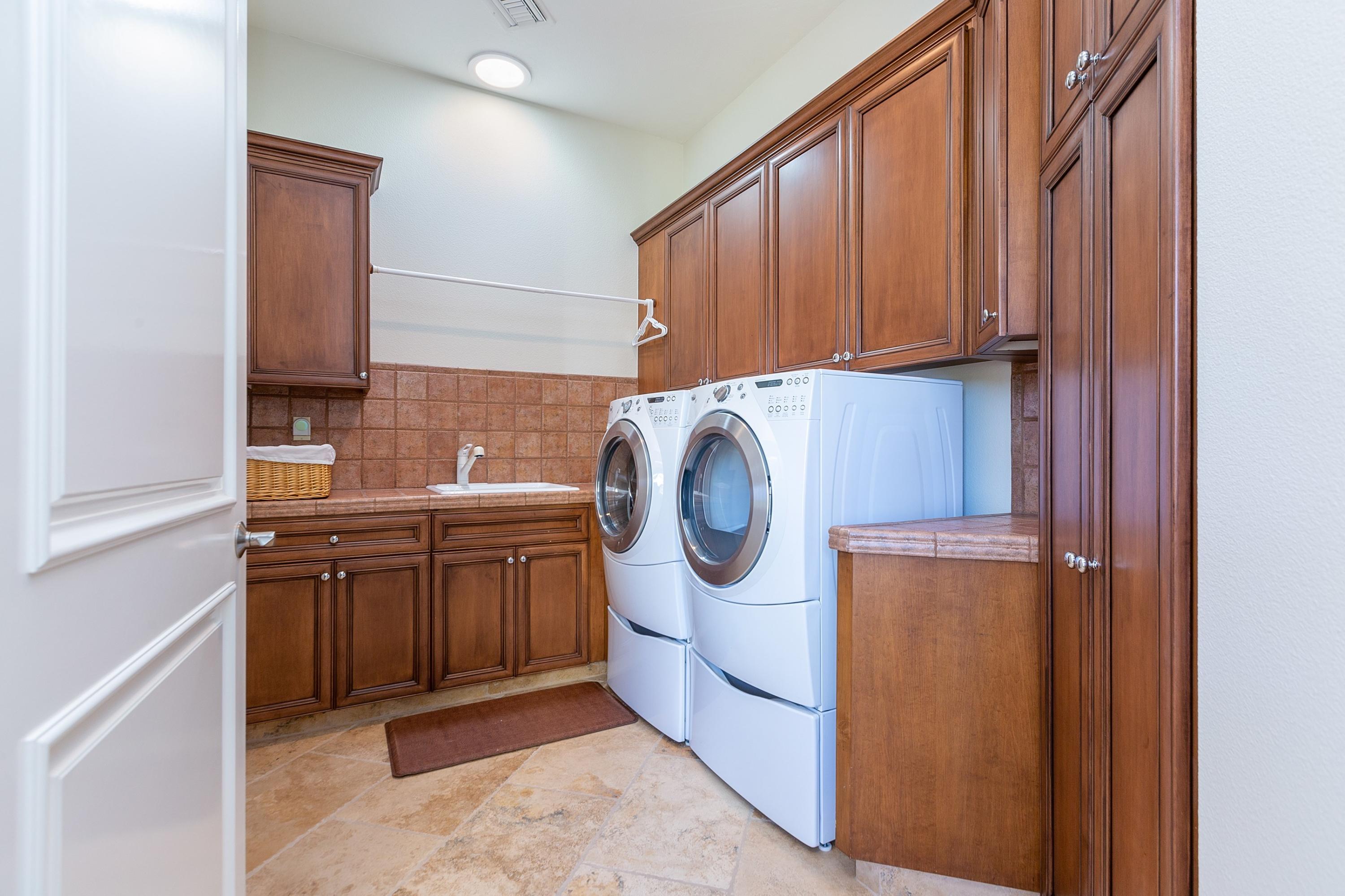 2 Ascona Terrace Rancho Mirage, CA 92270 - Photo 43 of 81 042_Laundry
