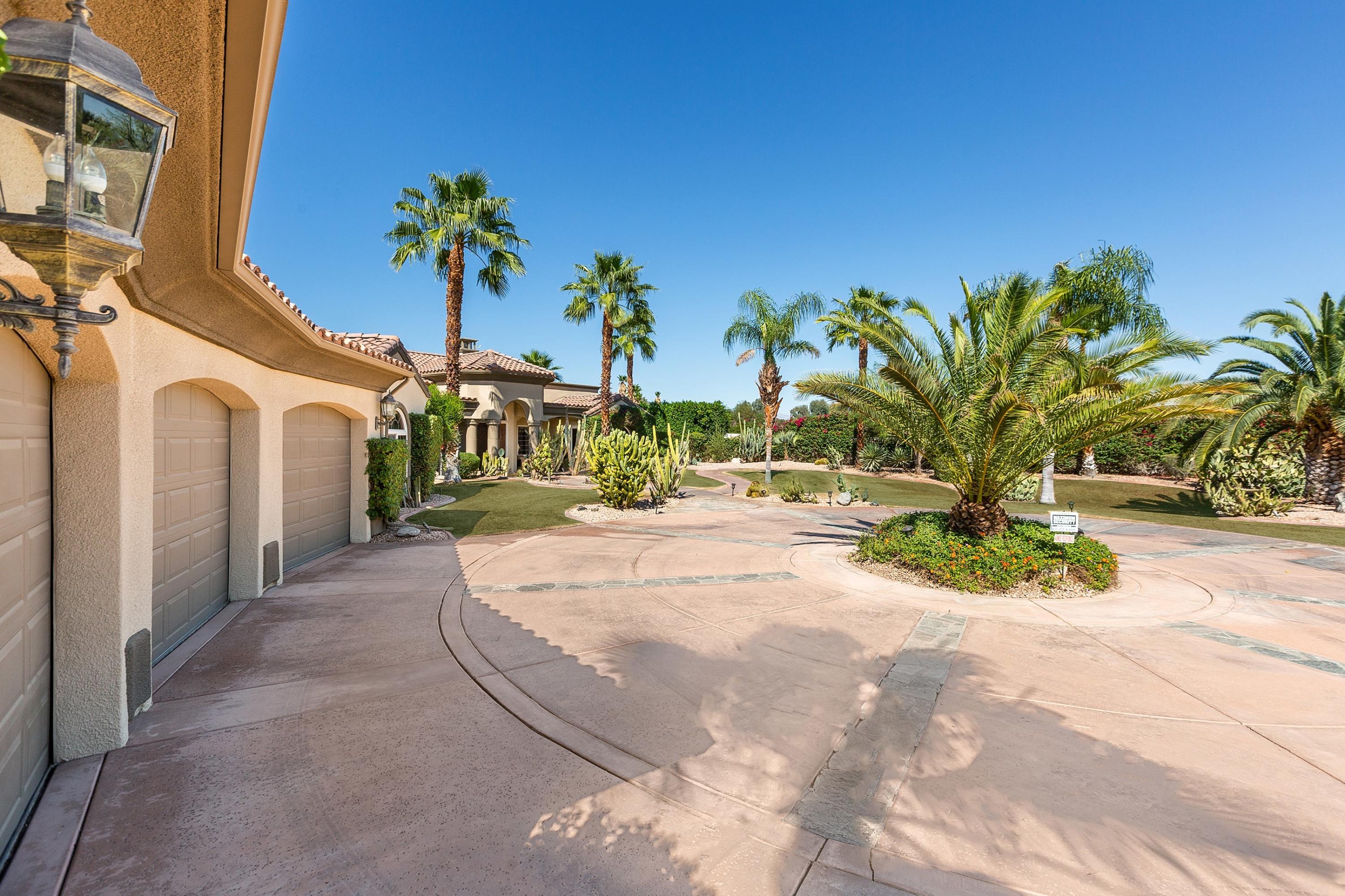 2 Ascona Terrace Rancho Mirage, CA 92270 - Photo 56 of 81 057_Driveway