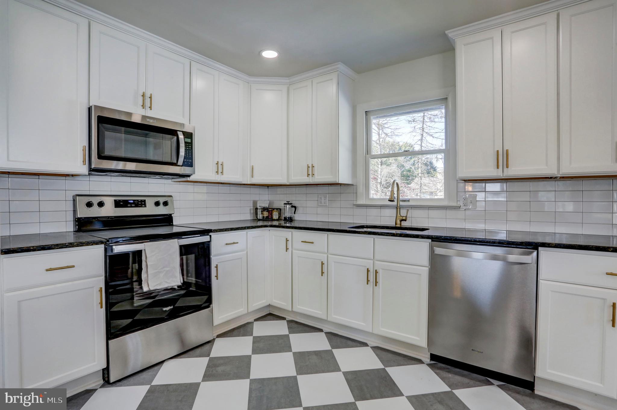417 Candlewyck Road Lancaster, PA 17601 - Photo 32 of 65 Gallery Image 32