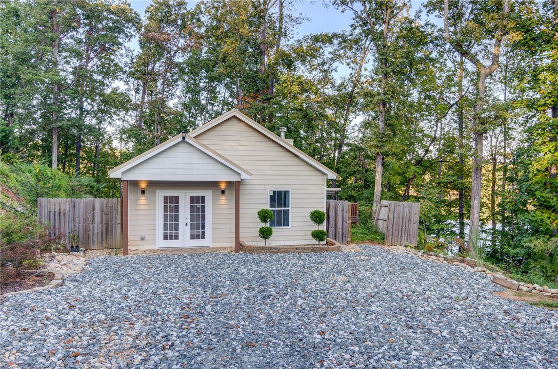 307 Suttles Road Martin, GA 30557 - Photo 1 of 25