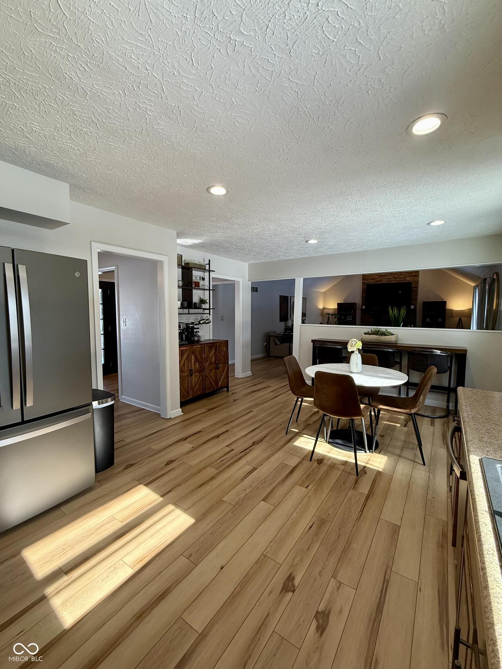 4335 West Hunters Ridge Lane Greenwood, IN 46143 - Photo 14 of 31