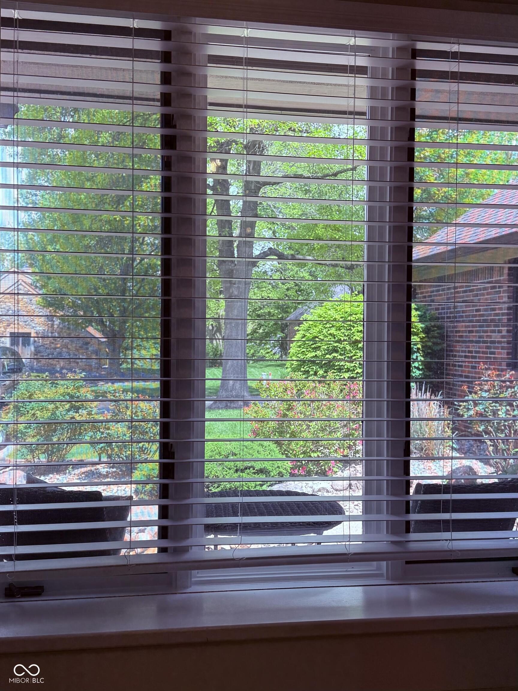 4335 West Hunters Ridge Lane Greenwood, IN 46143 - Photo 3 of 31