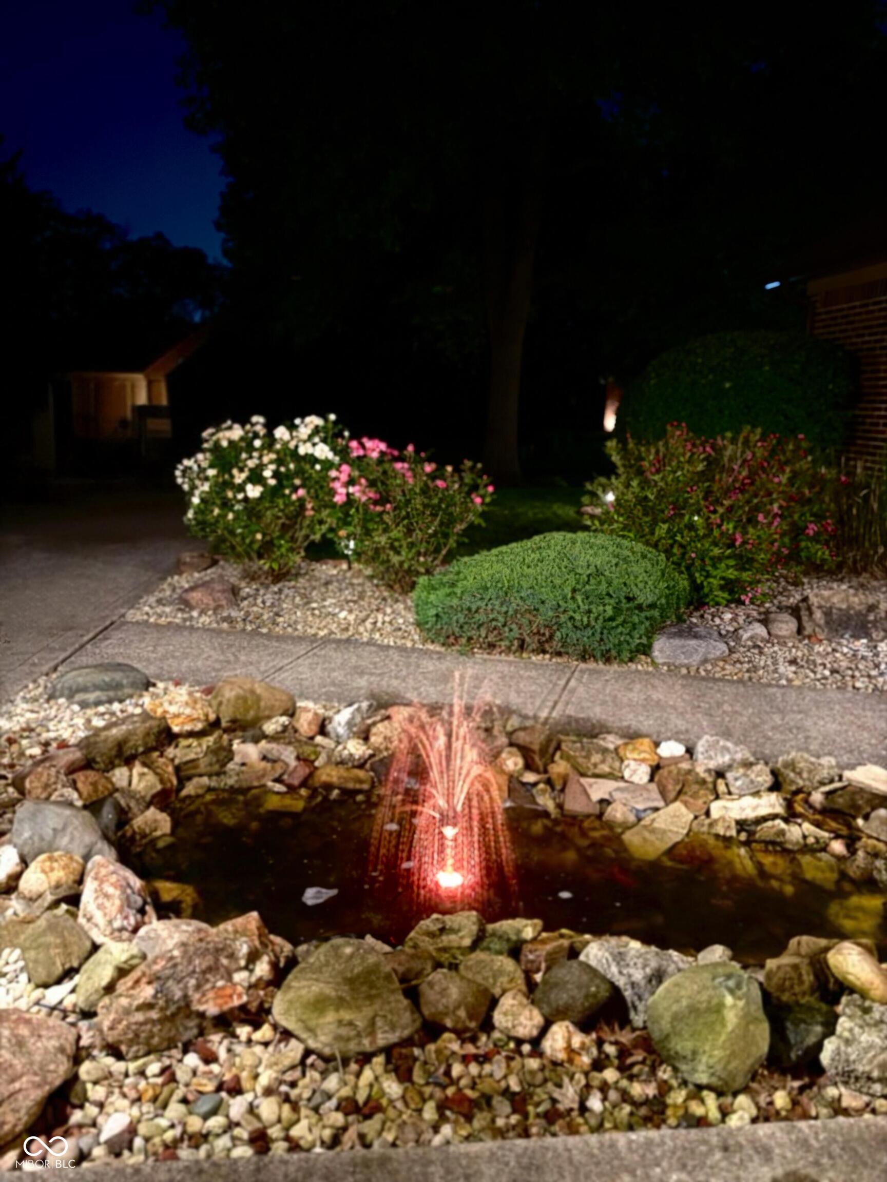 4335 West Hunters Ridge Lane Greenwood, IN 46143 - Photo 4 of 31