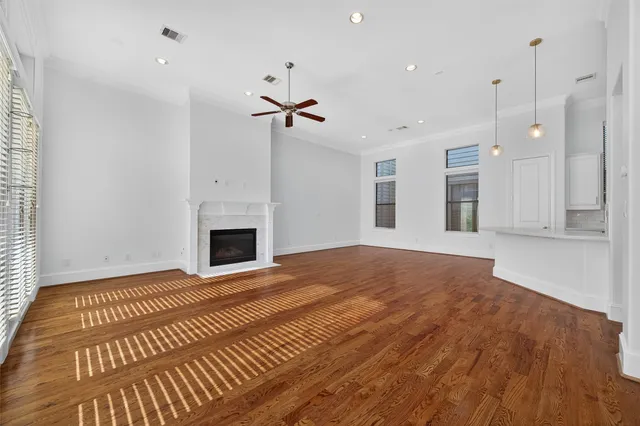 $3,000 | 2506 Maxroy Street, Houston, TX 77007