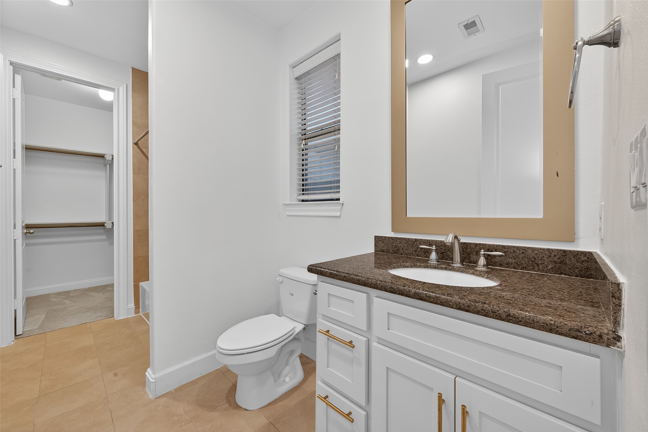 2506 Maxroy Street Houston, TX 77007 - Photo 18 of 33