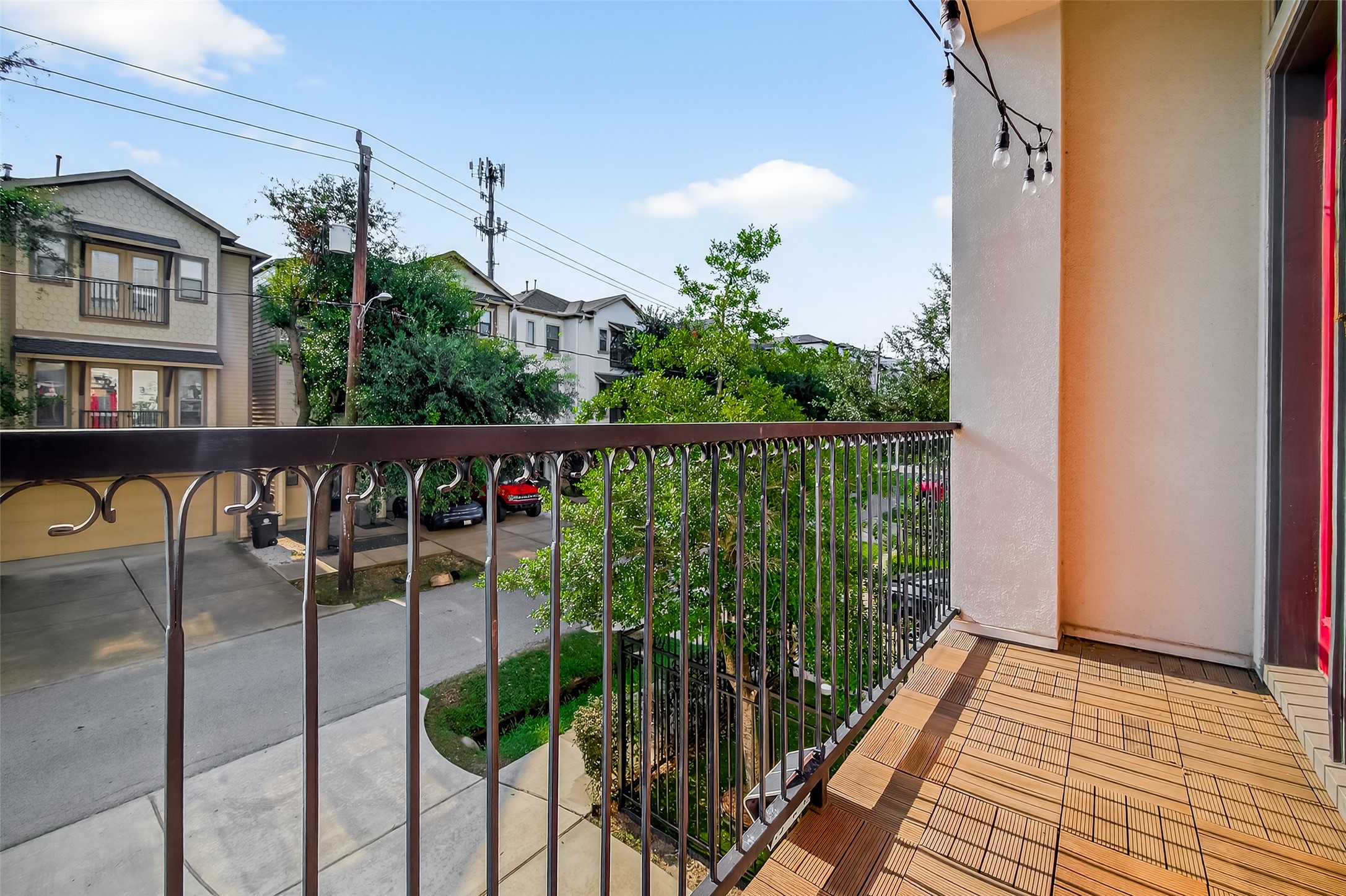 2506 Maxroy Street Houston, TX 77007 - Photo 31 of 33