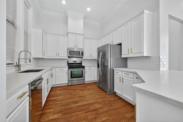 $3,000 | 2506 Maxroy Street, Houston, TX 77007