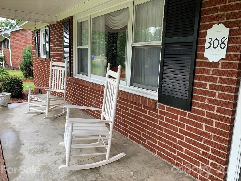 308 Evans Mill Road Pageland, SC 29728 - Photo 2 of 24 Gallery Image 2