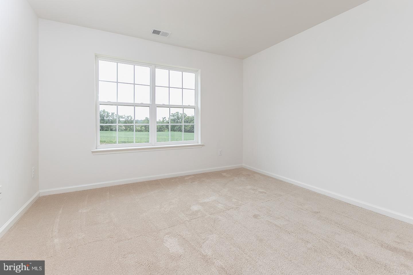 9 Ridge Court Swedesboro, NJ 08085 - Photo 22 of 25 Bedroom 3