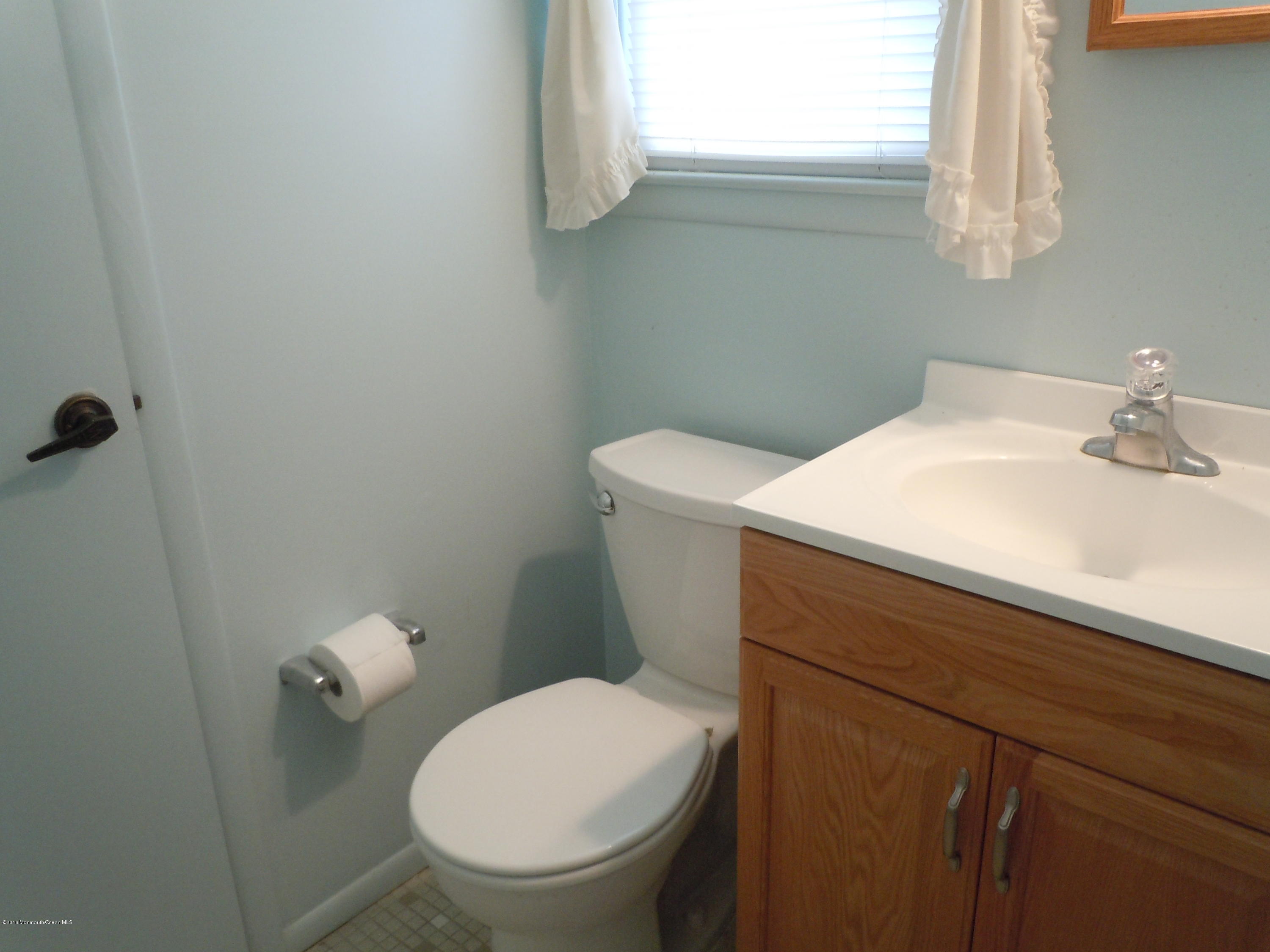 24 Rodger Road Brick, NJ 08724 - Photo 10 of 19 377