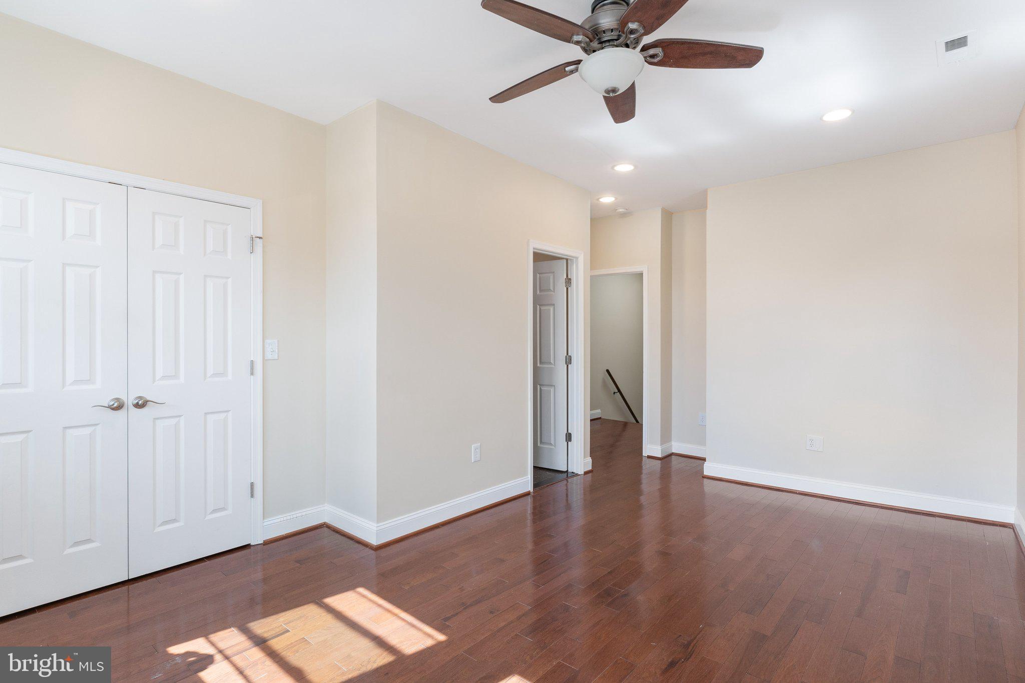 908 Longfellow Street Northwest Washington, DC 20011 - Photo 17 of 39