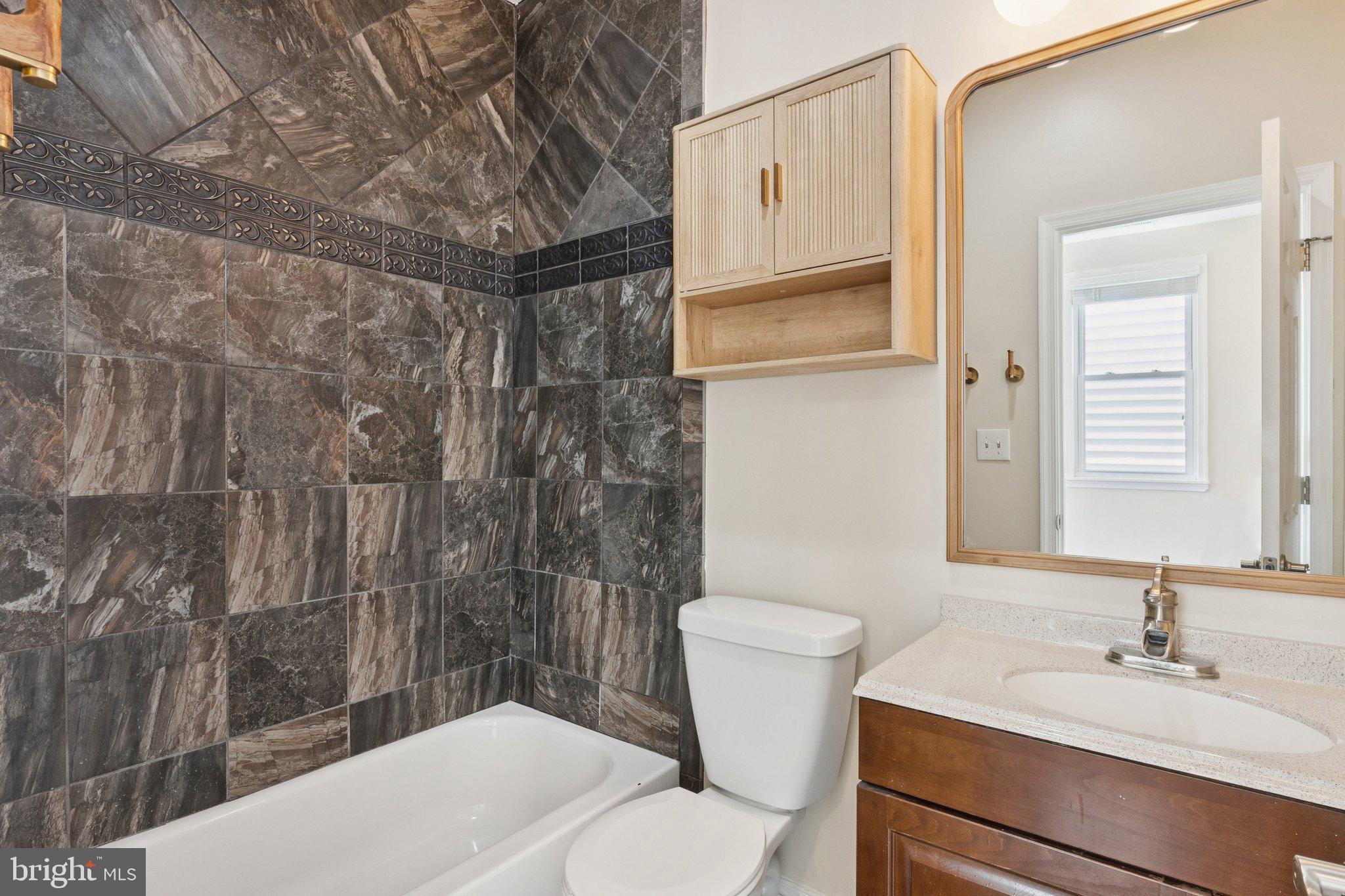 908 Longfellow Street Northwest Washington, DC 20011 - Photo 20 of 39