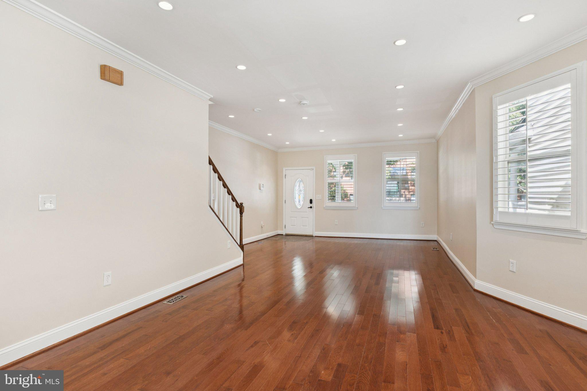 908 Longfellow Street Northwest Washington, DC 20011 - Photo 10 of 39