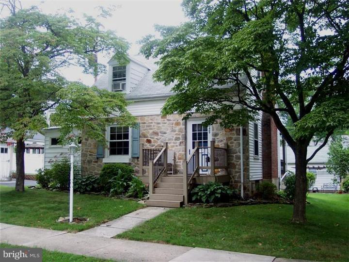 409 North Wyomissing Avenue Reading, PA 19607 - Photo 1 of 7 Gallery Image 1