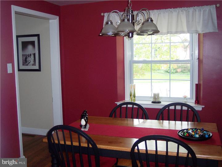 409 North Wyomissing Avenue Reading, PA 19607 - Photo 2 of 7 Gallery Image 2
